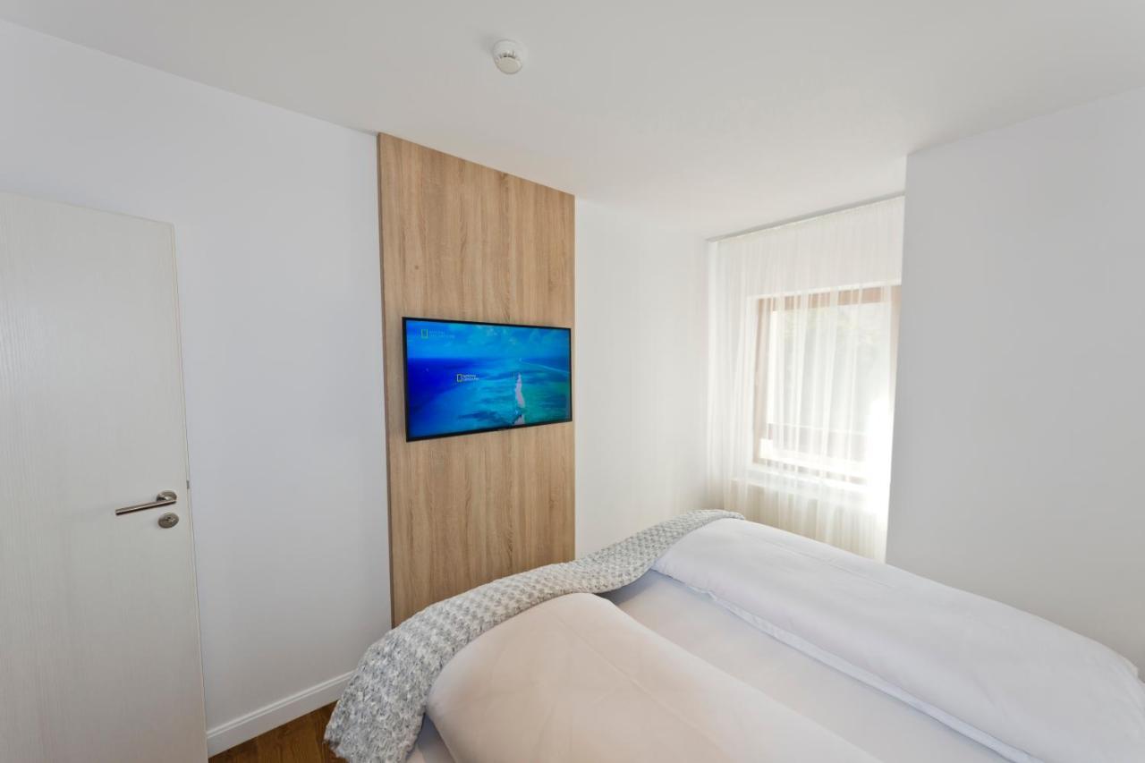 Apartaments Rîşnov Eksteriør bilde
